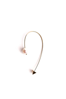 Single Medium Gold Curved Arrow Earring With Natural Pearl  image