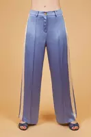 Pantaloni in raso blu pervinca image