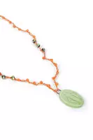 Collana con ciondolo verde menta della Madonna image